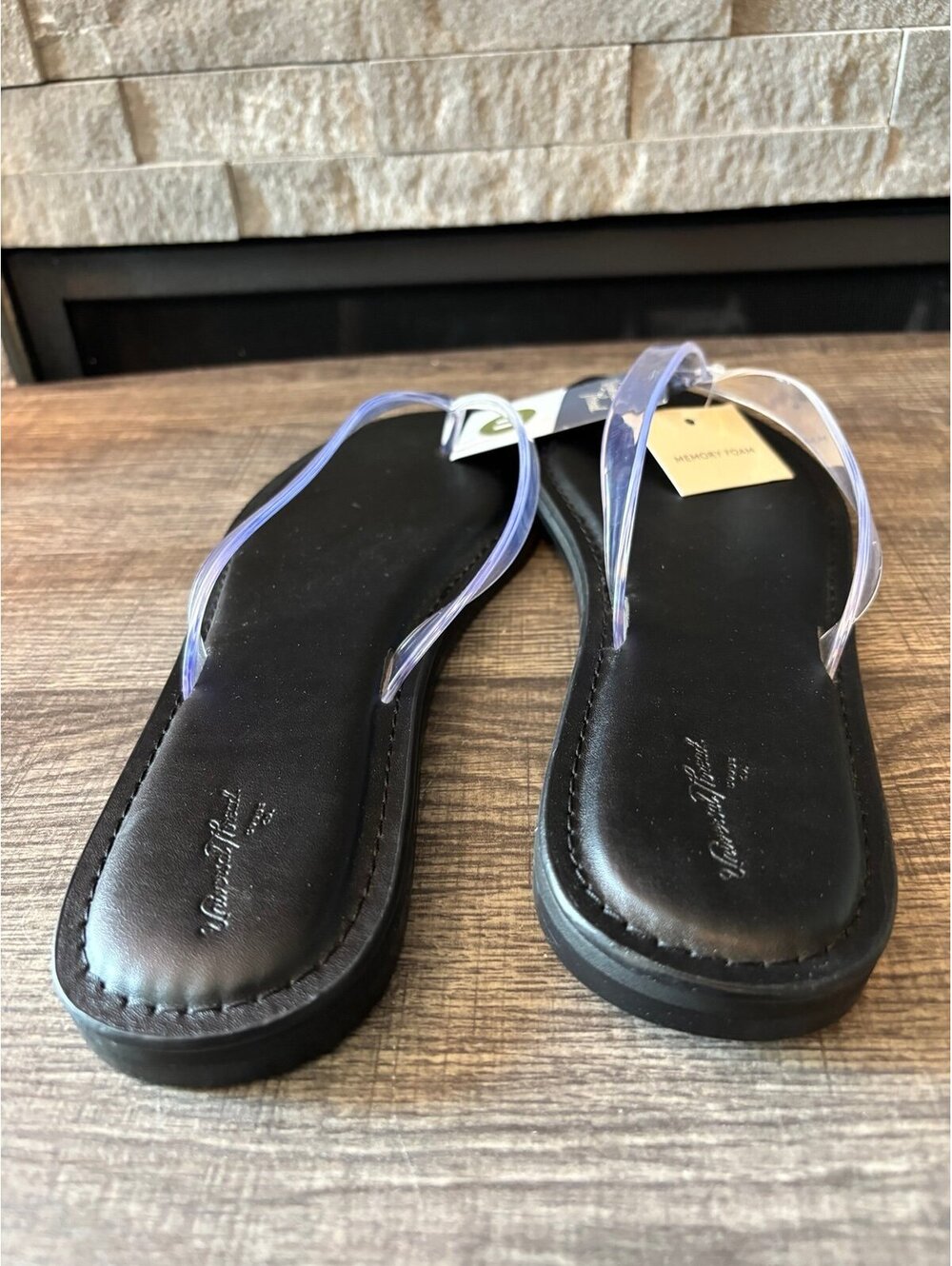 Universal Thread Sandals - Picture 4 of 5